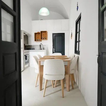 Apartment 1906 Cave *